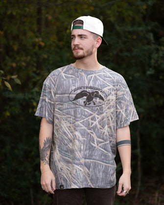 Duck Commander Mossy Oak Washed Shadowgrass Logo Tee