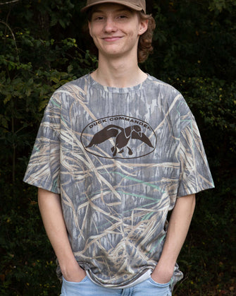 Duck Commander Mossy Oak Washed Shadowgrass Logo Tee