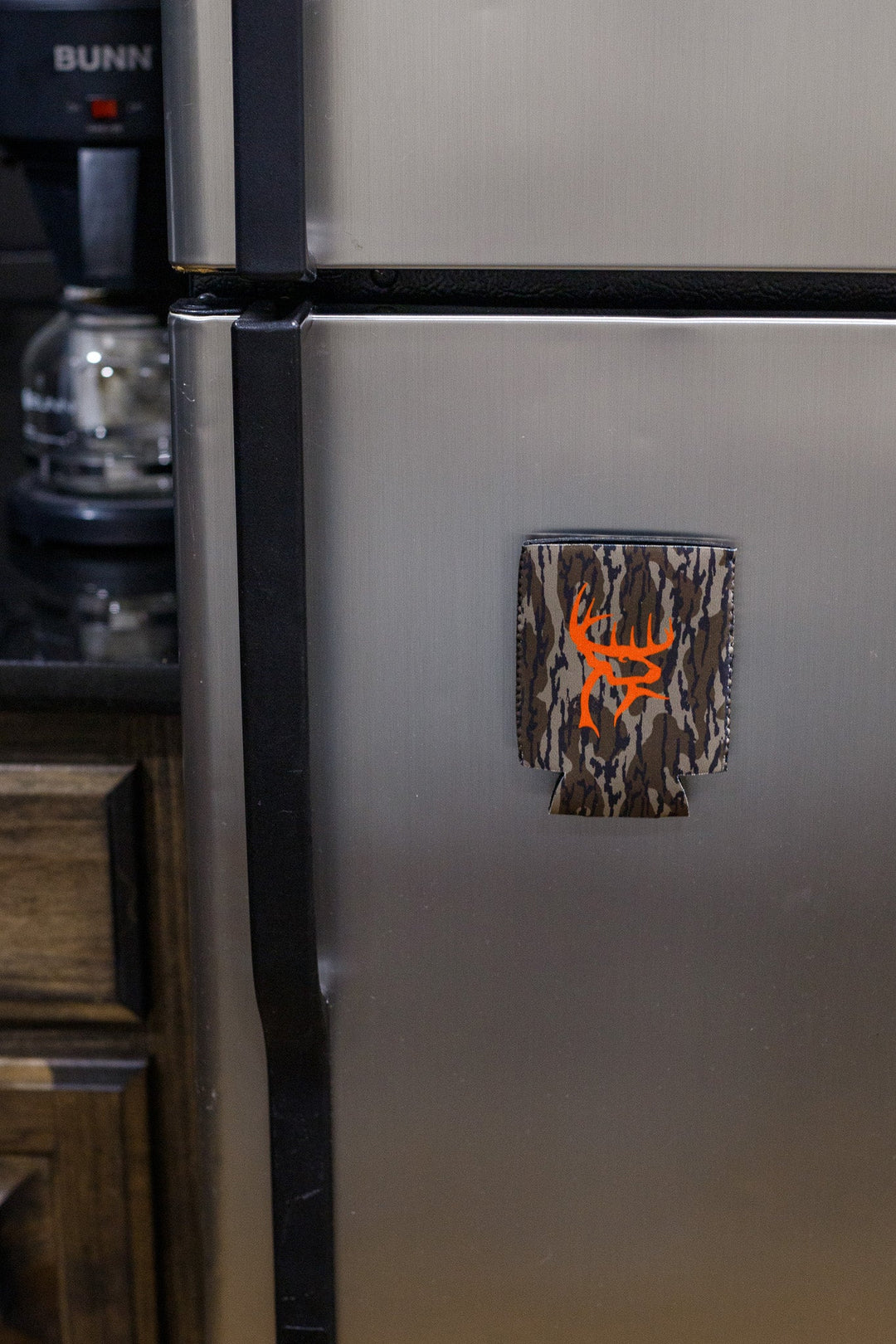 Buck Commander Magnetic Mossy Oak Can Cooler