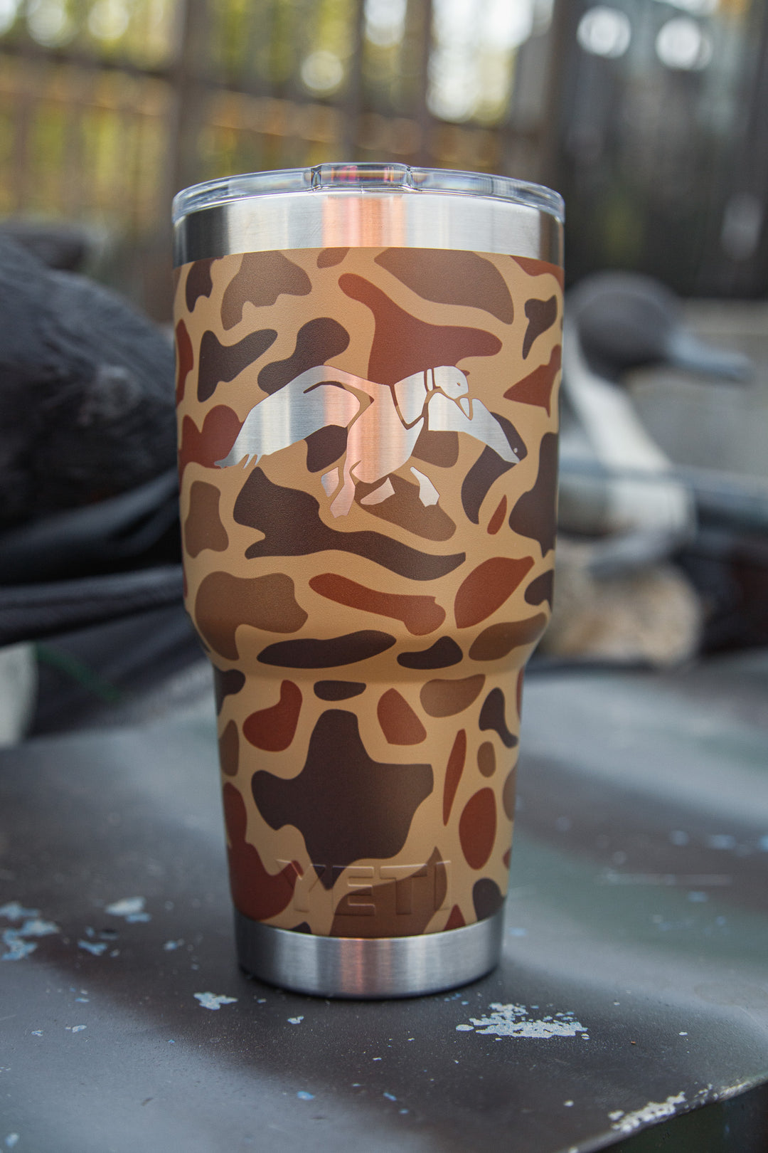 Duck Commander 30oz Wetlands Camo Icon Yeti Rambler